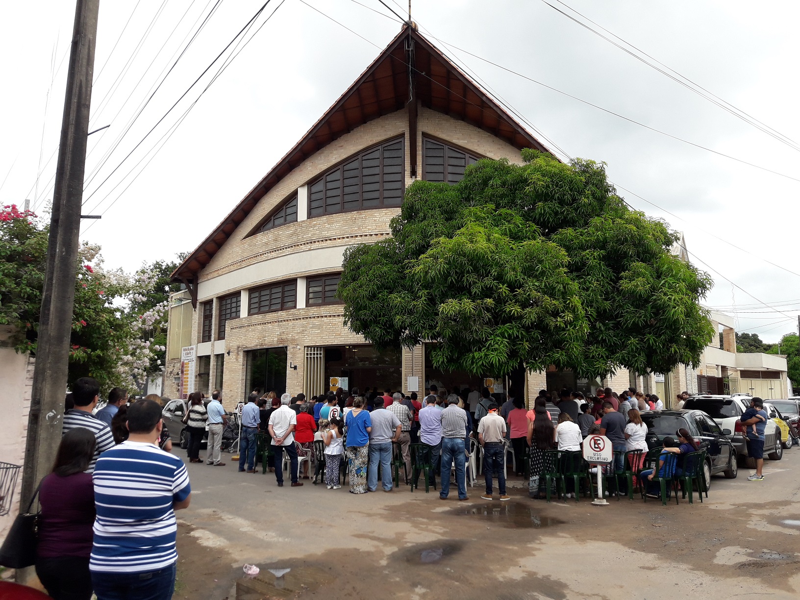 Asuncion_San-Pio-Kirche an Ostersonntag komp.jpg